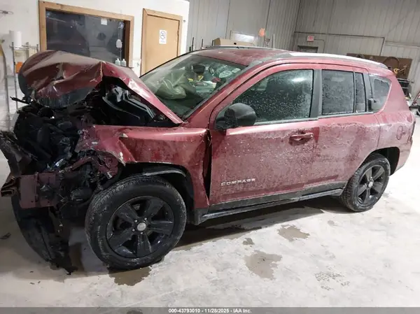 1C4NJDBB6GD521090 2016 JEEP COMPASS - Image 2