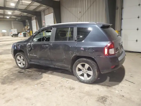 1C4NJDBB6GD551867 2016 JEEP COMPASS - Image 2