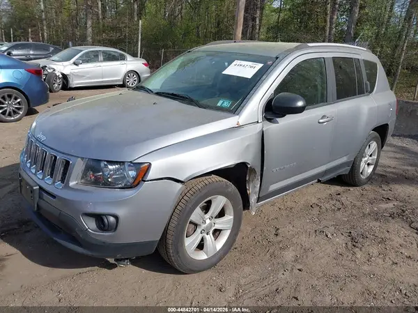 1C4NJDBB6GD571990 2016 JEEP COMPASS - Image 2