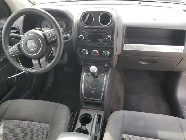 1C4NJDBB6GD610402 2016 JEEP COMPASS - Image 8