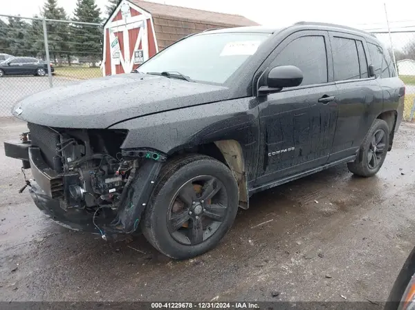 1C4NJDBB6GD617995 2016 JEEP COMPASS - Image 2