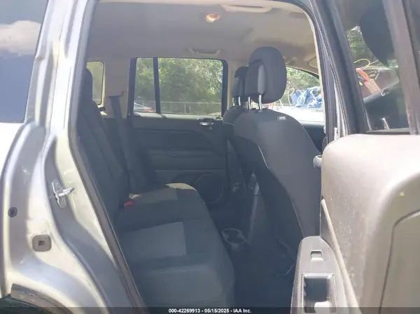 1C4NJDBB6GD626678 2016 JEEP COMPASS - Image 8