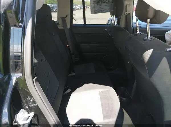1C4NJDBB6GD631041 2016 JEEP COMPASS - Image 8