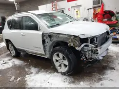 1C4NJDBB6GD631458 2016 JEEP COMPASS
