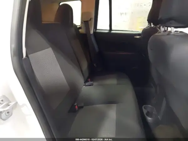 1C4NJDBB6GD631458 2016 JEEP COMPASS - Image 8