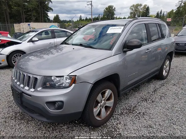 1C4NJDBB6GD631704 2016 JEEP COMPASS - Image 2