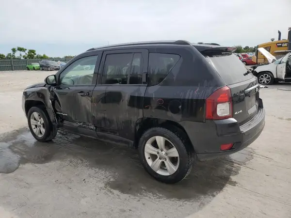 1C4NJDBB6GD645876 2016 JEEP COMPASS - Image 2