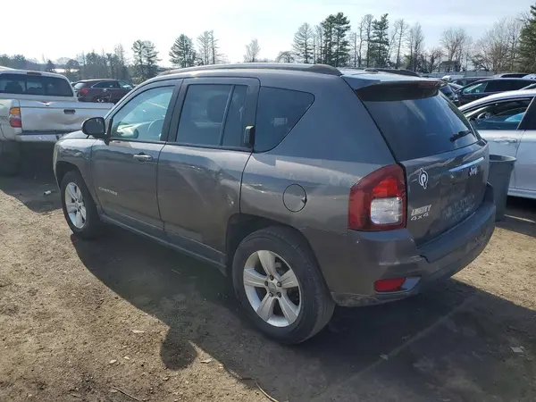 1C4NJDBB6GD657297 2016 JEEP COMPASS - Image 2