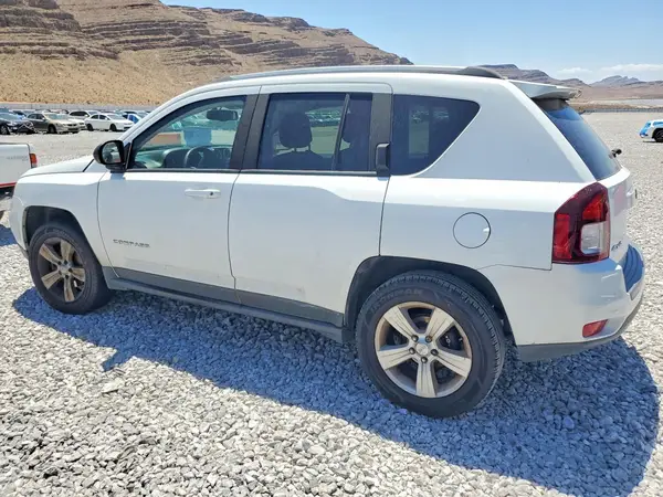 1C4NJDBB6GD719104 2016 JEEP COMPASS - Image 2
