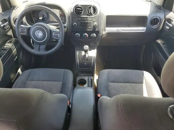 1C4NJDBB6GD719104 2016 JEEP COMPASS - Image 8