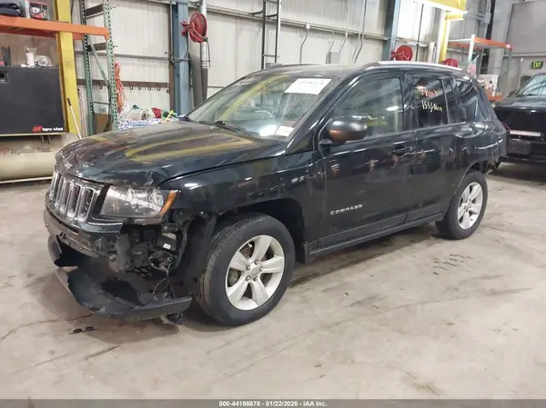 1C4NJDBB6HD101671 2017 JEEP COMPASS - Image 2