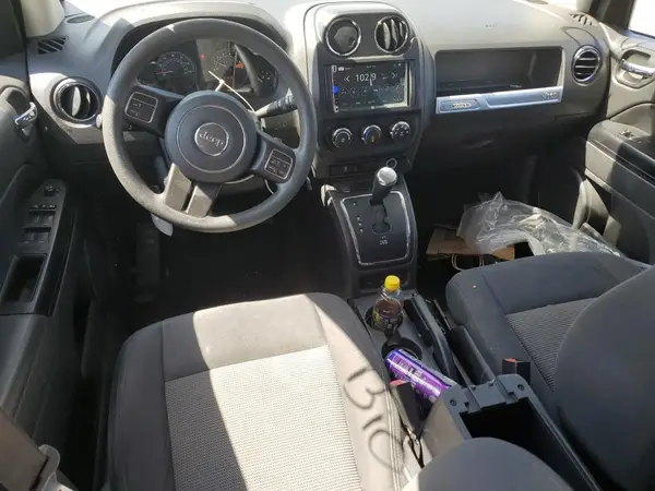 1C4NJDBB6HD104103 2017 JEEP COMPASS - Image 8