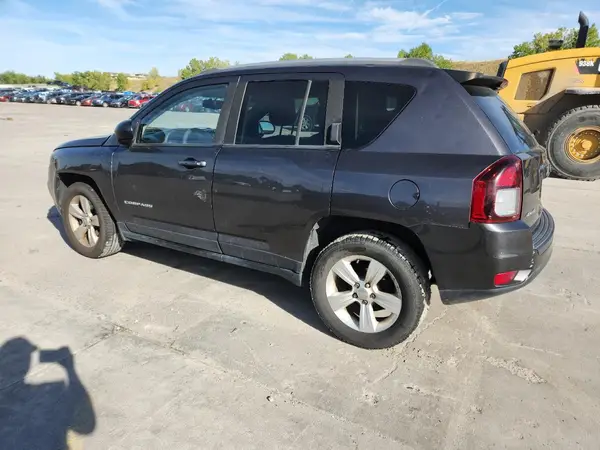 1C4NJDBB6HD105784 2017 JEEP COMPASS - Image 2