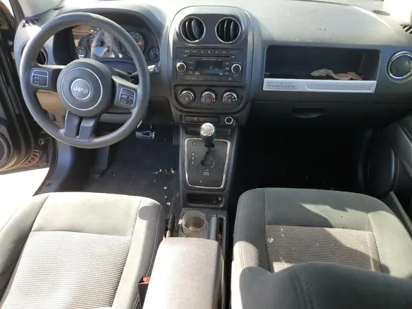 1C4NJDBB6HD106174 2017 JEEP COMPASS - Image 8