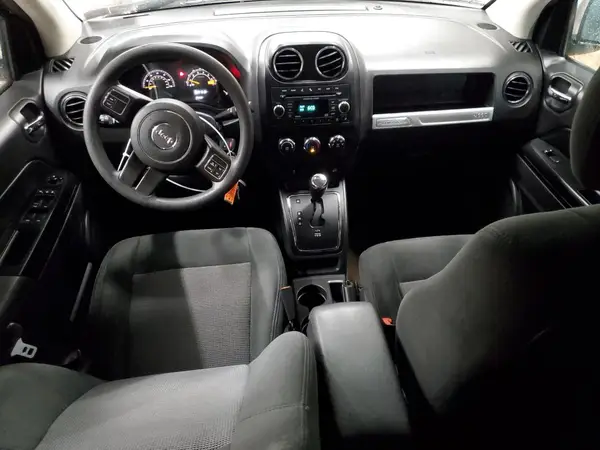 1C4NJDBB6HD106773 2017 JEEP COMPASS - Image 8