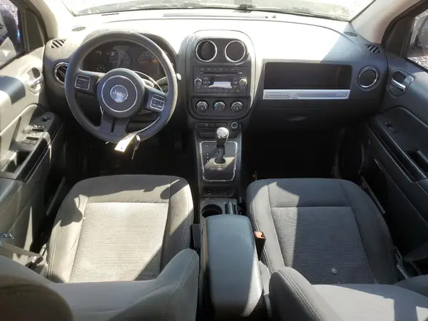 1C4NJDBB6HD142351 2017 JEEP COMPASS - Image 8