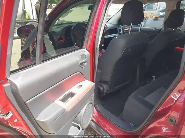 1C4NJDBB7GD502094 2016 JEEP COMPASS - Image 8