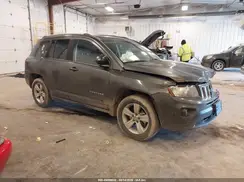 1C4NJDBB7GD520465 2016 JEEP COMPASS