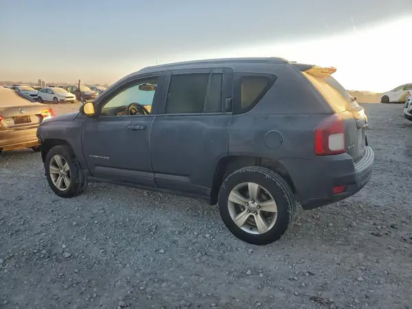 1C4NJDBB7GD551635 2016 JEEP COMPASS - Image 2