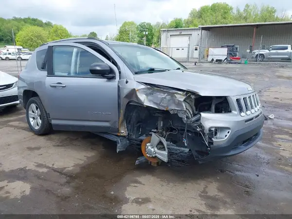 1C4NJDBB7GD556625 2016 JEEP COMPASS - Image 1