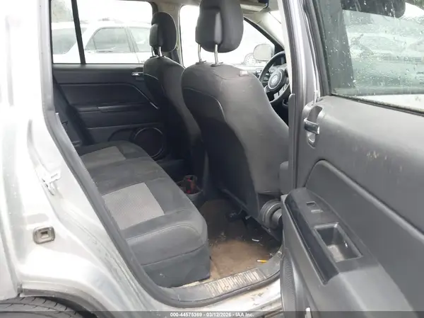 1C4NJDBB7GD639682 2016 JEEP COMPASS - Image 8