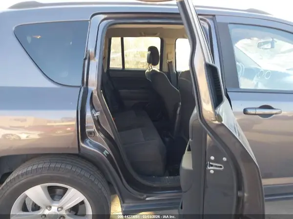 1C4NJDBB7GD654327 2016 JEEP COMPASS - Image 8