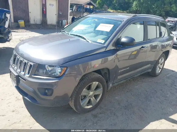 1C4NJDBB7GD686355 2016 JEEP COMPASS - Image 2