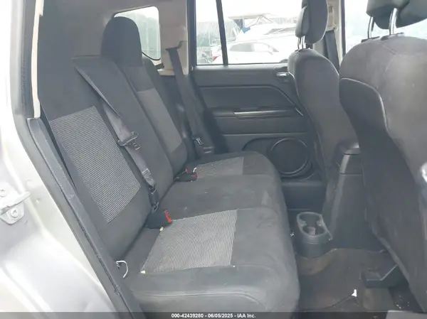 1C4NJDBB7GD686551 2016 JEEP COMPASS - Image 8