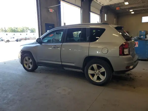 1C4NJDBB7GD686601 2016 JEEP COMPASS - Image 2