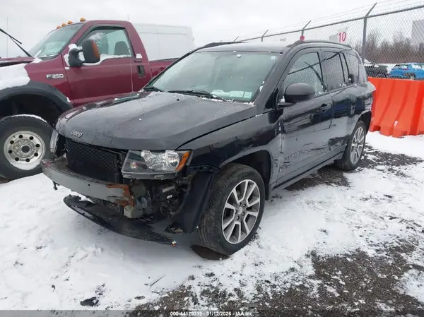 1C4NJDBB7GD729530 2016 JEEP COMPASS - Image 2