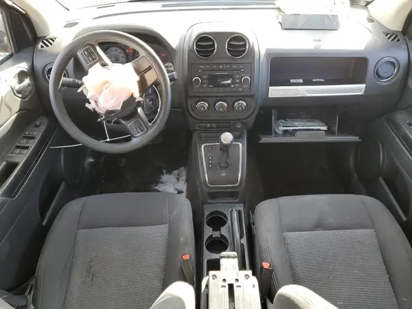 1C4NJDBB7GD756064 2016 JEEP COMPASS - Image 8