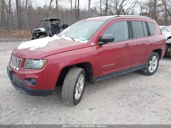 1C4NJDBB7GD756498 2016 JEEP COMPASS - Image 2