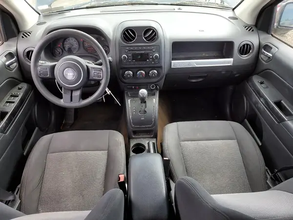1C4NJDBB7GD756775 2016 JEEP COMPASS - Image 8