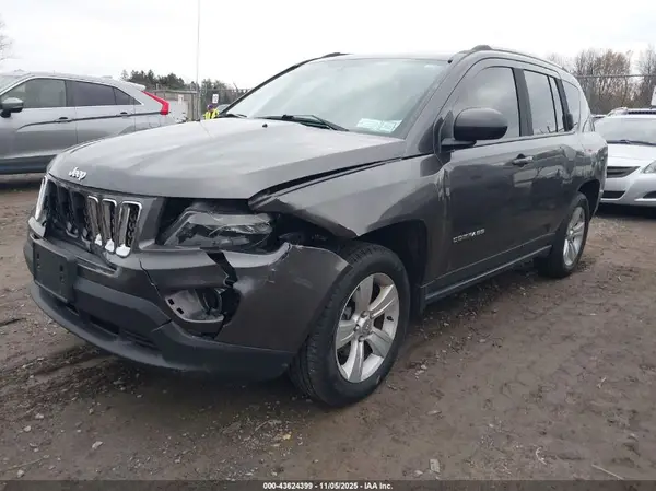 1C4NJDBB7GD772894 2016 JEEP COMPASS - Image 2