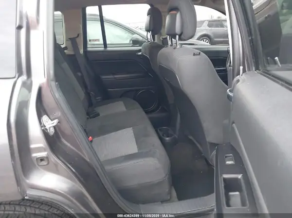 1C4NJDBB7GD772894 2016 JEEP COMPASS - Image 8