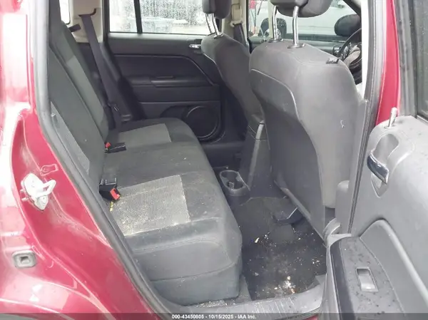 1C4NJDBB7HD105678 2017 JEEP COMPASS - Image 8
