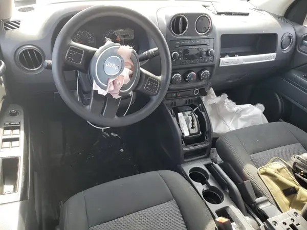 1C4NJDBB8GD508938 2016 JEEP COMPASS - Image 8