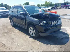 1C4NJDBB8GD556844 2016 JEEP COMPASS