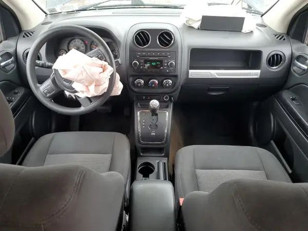 1C4NJDBB8GD566841 2016 JEEP COMPASS - Image 8