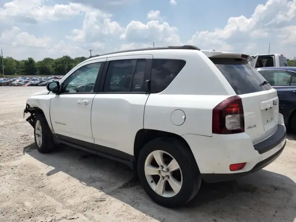 1C4NJDBB8GD567357 2016 JEEP COMPASS - Image 2