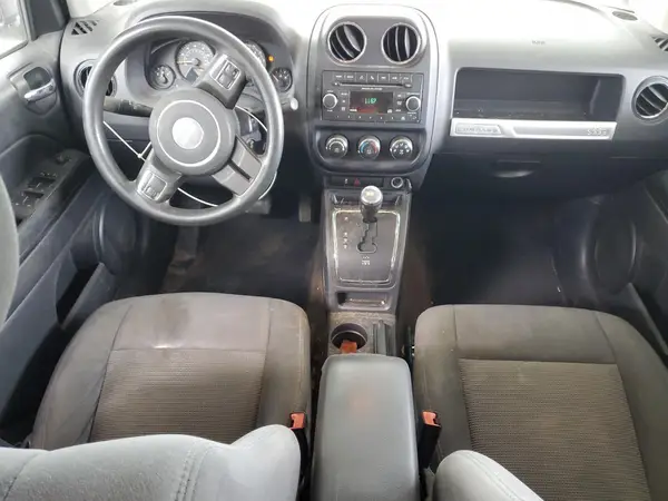 1C4NJDBB8GD573210 2016 JEEP COMPASS - Image 8