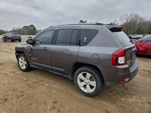 1C4NJDBB8GD631168 2016 JEEP COMPASS - Image 2