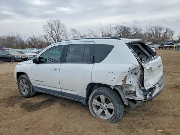 1C4NJDBB8GD637732 2016 JEEP COMPASS - Image 2