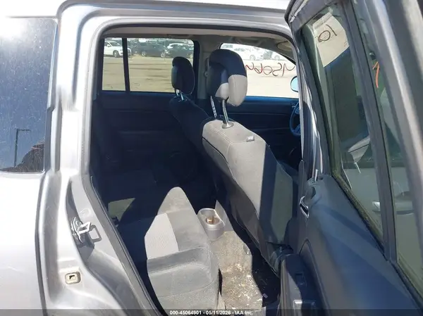 1C4NJDBB8GD653400 2016 JEEP COMPASS - Image 8