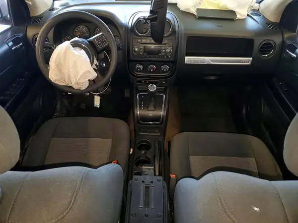 1C4NJDBB8GD657334 2016 JEEP COMPASS - Image 8