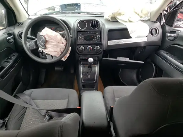 1C4NJDBB8GD662307 2016 JEEP COMPASS - Image 8