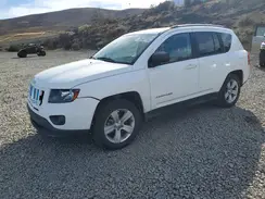 1C4NJDBB8GD696635 2016 JEEP COMPASS