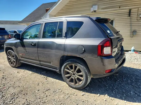 1C4NJDBB8GD702224 2016 JEEP COMPASS - Image 2