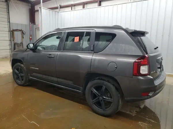 1C4NJDBB8GD718956 2016 JEEP COMPASS - Image 2