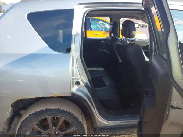 1C4NJDBB8GD737183 2016 JEEP COMPASS - Image 8